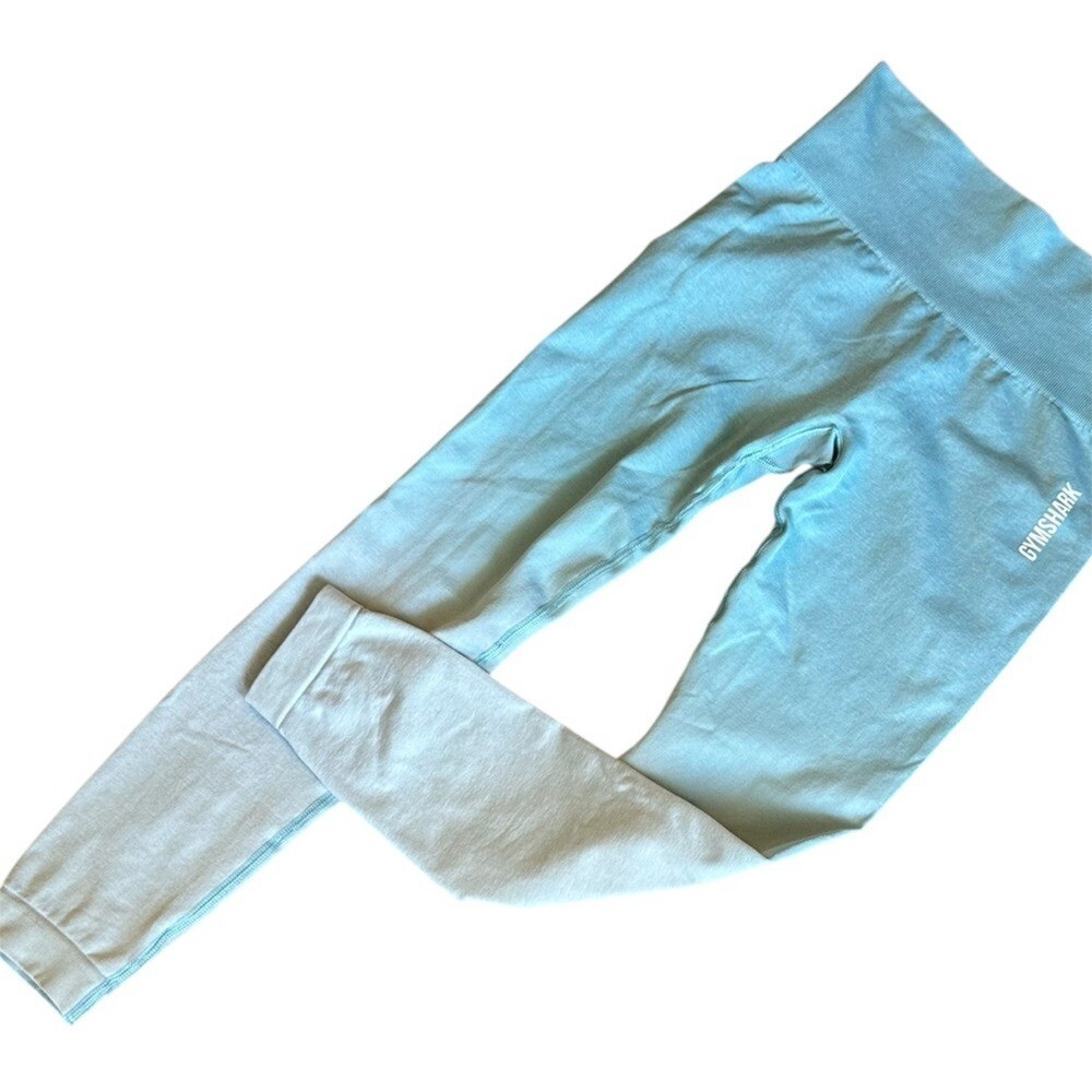 GYMSHARK BLUE OMBRÉ CROPPED CAPRI LEGGINGS